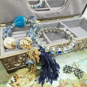 Vintage sparkly rhinestone crystal jewelry lot